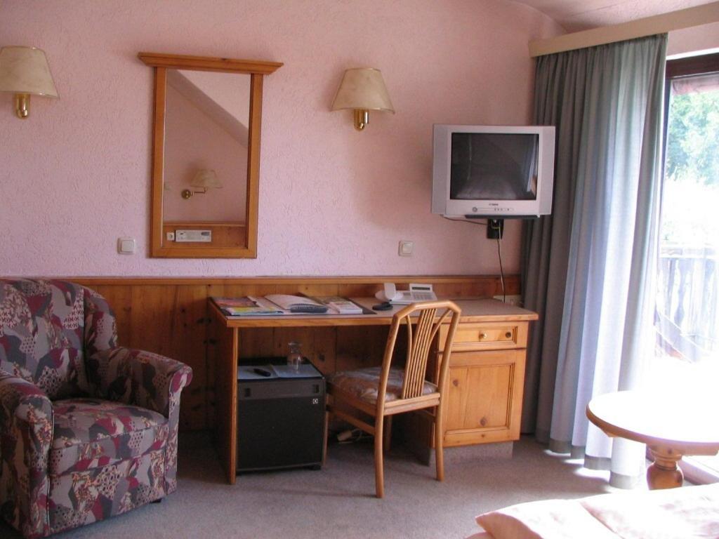 Hotel-Barbarossa-Garni Bei Hanau 布罗登巴赫 客房 照片